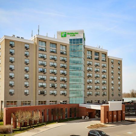 Holiday Inn Hotel & Suites London By Ihg Exterior photo